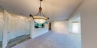 Ground Level 3 + 2 Spacious Updated condo Gallery 7