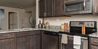 Fairlane Woods Apartments Gallery 1