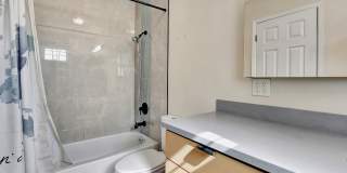 Spacious and bright condo located in a quiet area that boasts the perfect combination of style and comfort. Gallery 28