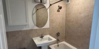 2 Bed on Camelot Ct | Brighton | Available Now Gallery 8