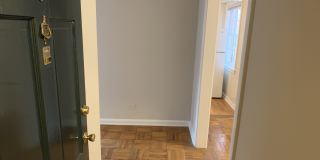 2858 Thornhill Rd 2858 Thornhill Rd Gallery 1