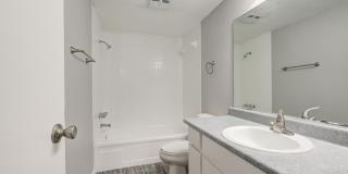 1 Bed 1 Bath Apartment Gallery 36