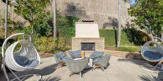 Artisan in Laguna Beach Gallery 29