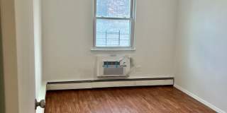 72 Menahan Street Gallery 15