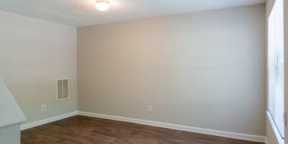 Maple Ridge Apartments Gallery 12