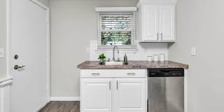 Edgewood Court Gallery 7