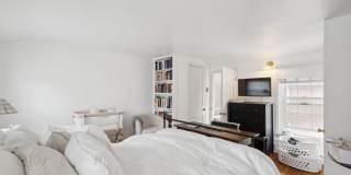 2410 DELANCEY Gallery 20