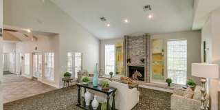 Sunrise Bluffs Apartment Homes Gallery 14