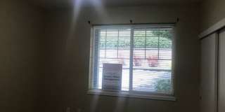 GROUND LEVEL 1 BR, 1 BA WHEEL CHAIR ACCESSIBLE UNIT! Gallery 12