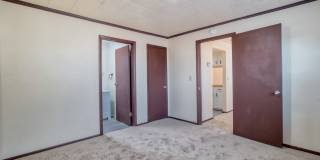 1005 North Center Avenue - Unit A Gallery 8
