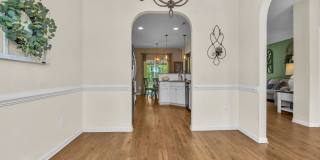 4 bedroom 2.5 bathroom home close to beaches, shopping, and Marine Corps Bases. Gallery 11