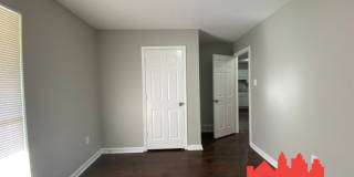4444 W Kings Valley Cv Gallery 17