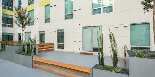 Eviva Midtown Gallery 7