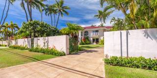 Kahala Oasis: Expansive 6BR Luxury Estate w/ Pool, Spa & Minutes to Beach Gallery 62