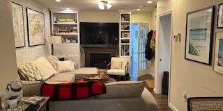 245 West 5th St. Gallery 8