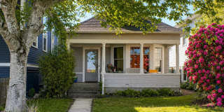 2 Bedroom House Within Moments of Downtown and WWU 2 Bedroom House Within Moments of Downtown and WWU Gallery 1