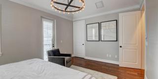 134 Madison Lane Gallery 50