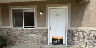 3 bedroom 2.5 Bath Townhouse-Small Dogs Allowed 3 bedroom 2.5 Bath Townhouse-Small Dogs Allowed Gallery 3