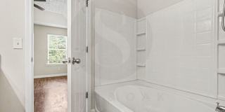 4561 Parkway Circle Gallery 21