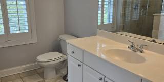 1707 Summer Street Gallery 19