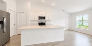 2925 NE 6th Avenue Gallery 14