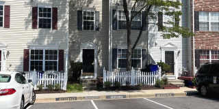 8848 GOOSE LANDING Circle Gallery 1