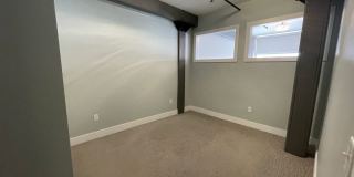 Oak Knitting Mill Apartments – Franklin Square Available Gallery 20