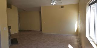 Silver Creek Home 3 Bed 2 Bath + Office Gallery 6