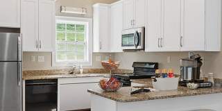 West Pointe Apartment Homes Gallery 10