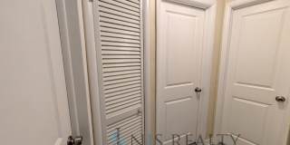 Newly renovated 3/1/1 NEW flooring, NEW paint, updated kitchen & bath, fenced yard.. a MUST SEE!! Gallery 8