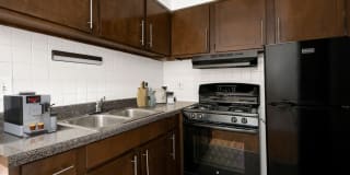 455 West Wellington Gallery 11