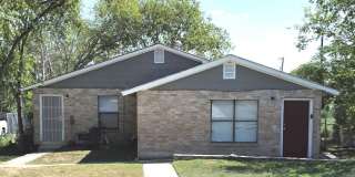 918 Hampton Gallery 1