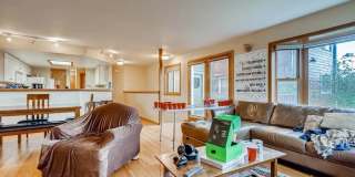 AMAZING LOCATION 3 Bed 2.5 Bath Townhome in Boulder near Campus Gallery 7