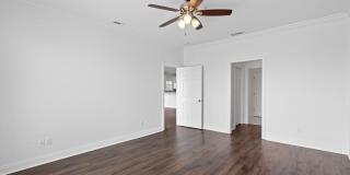 724 Harbor Boulevard Gallery 24