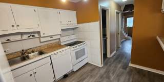 6094 Andover Boulevard Unit 3 Gallery 9