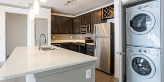 Axis on Lexington Gallery 11