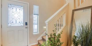 Westside area for Short or Long Term Rental (Completely Furnished) Beautiful 3 bed/2.5 baths plus Office space Gallery 42