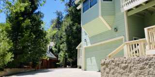 Spectacular Mountain Family Home Gallery 3