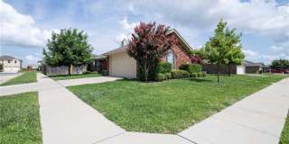 2605 Wisteria Lane Gallery 2