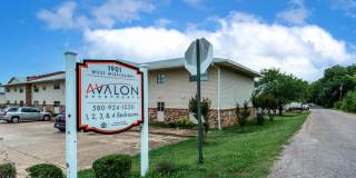 Avalon Apartments Gallery 19