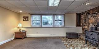 4565 Madison Avenue Gallery 19