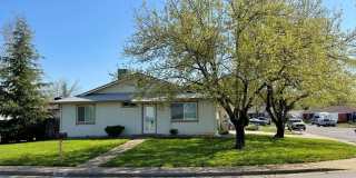 Duplex Style Unit - Quiet Anderson Neighborhood Gallery 1