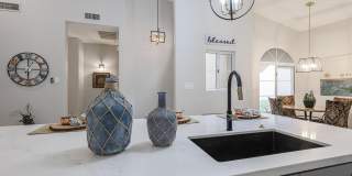 8941 E Maple Drive Gallery 39