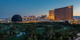 Fully Furnished High Rise with Wynn Golf Course Views! Gallery 47