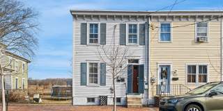 221 CHESTNUT Street Gallery 1