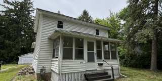 825 Burr Oak Street Gallery 1