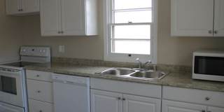 Charming 3 bed home in desirable Spring Lake Park Neighborhood Gallery 8