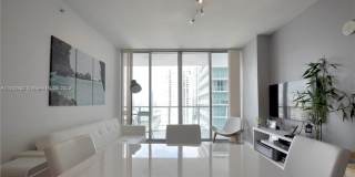 79 Southwest 12th Street Gallery 1