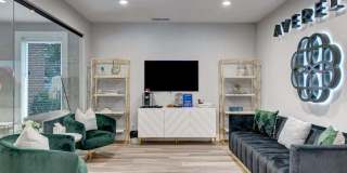 Averelle North Hills Gallery 14