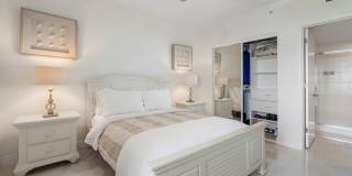 2650 Lake Shore Drive Gallery 20